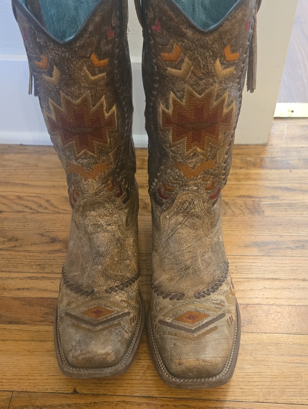 Corral Vintage Distressed Brown Embroidered Western Cowboy Boots - Women- 8.5 M - Picture 6 of 7